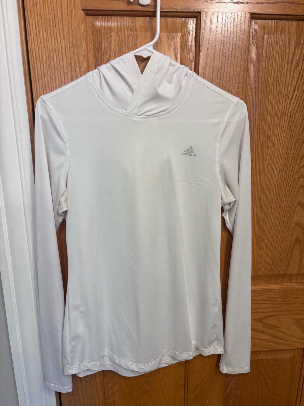 adidas Women’s White Lightweight Hooded Long-Sleeve Performance Top